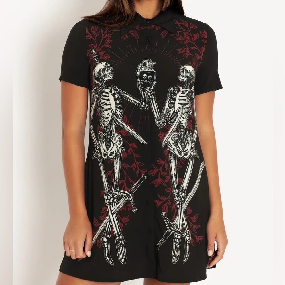 Blackmilk “SHARING OUR PROBLEMS SHORT SLEEVE BUTTON UP DRESS” Size Medium M NWT